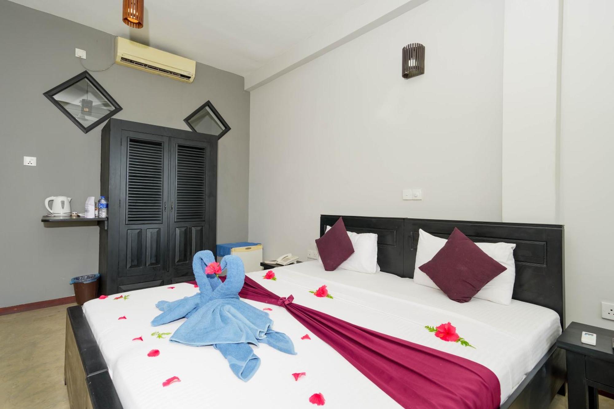 Hotel Silan Mo Mirissa Eksteriør bilde